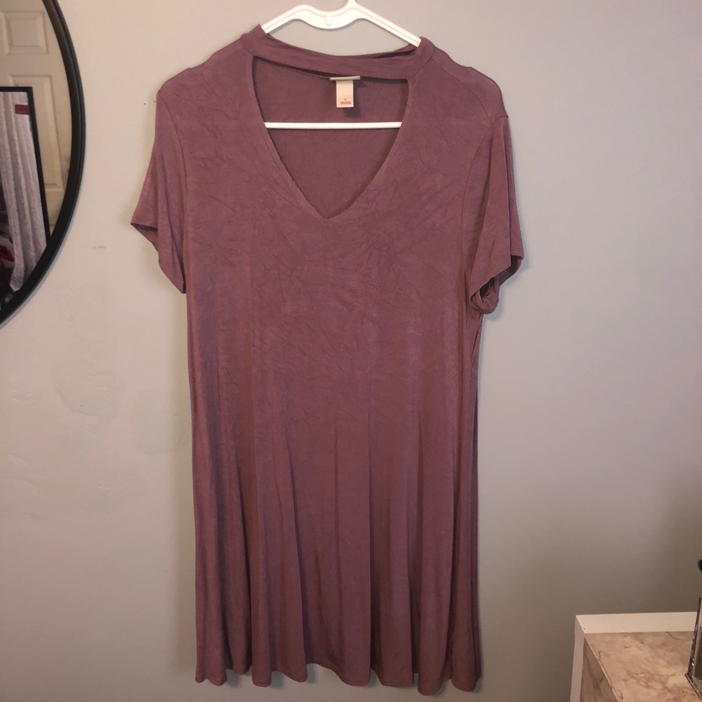 purple dress